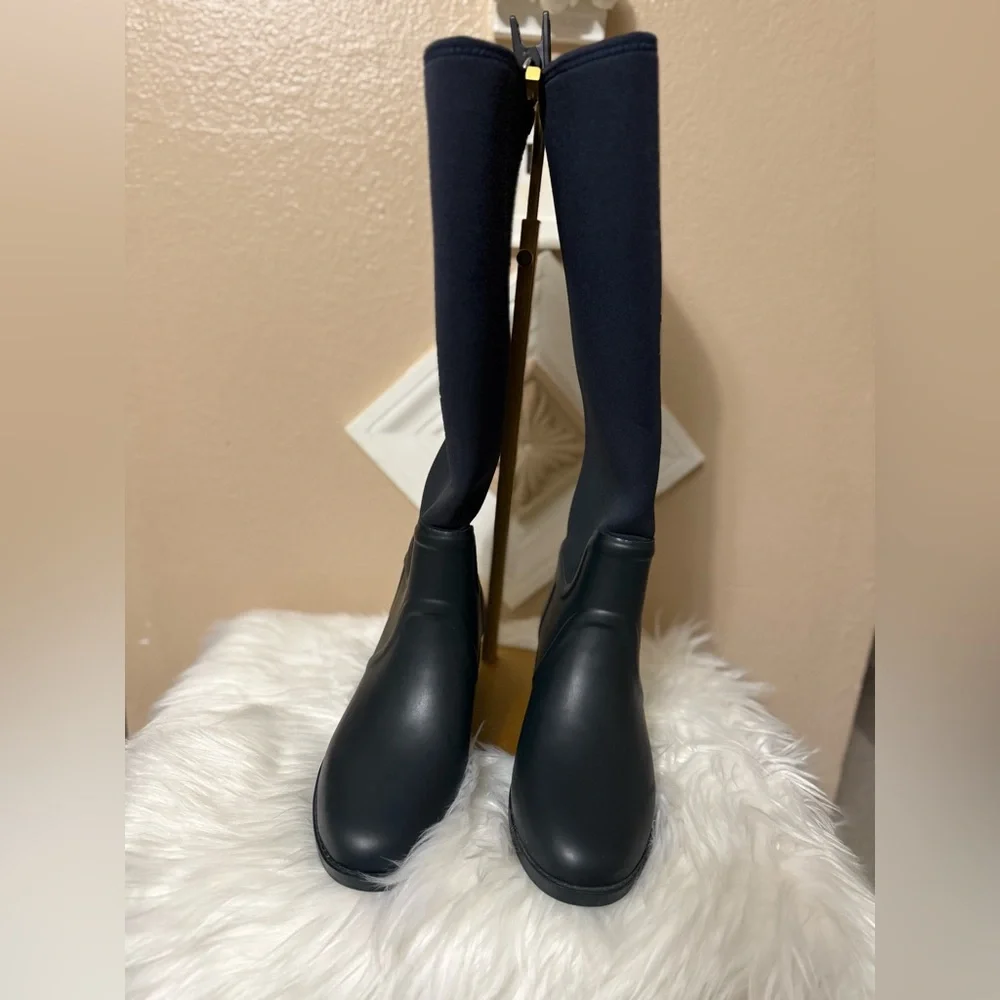 Tory Burch Navy Blue Footwear